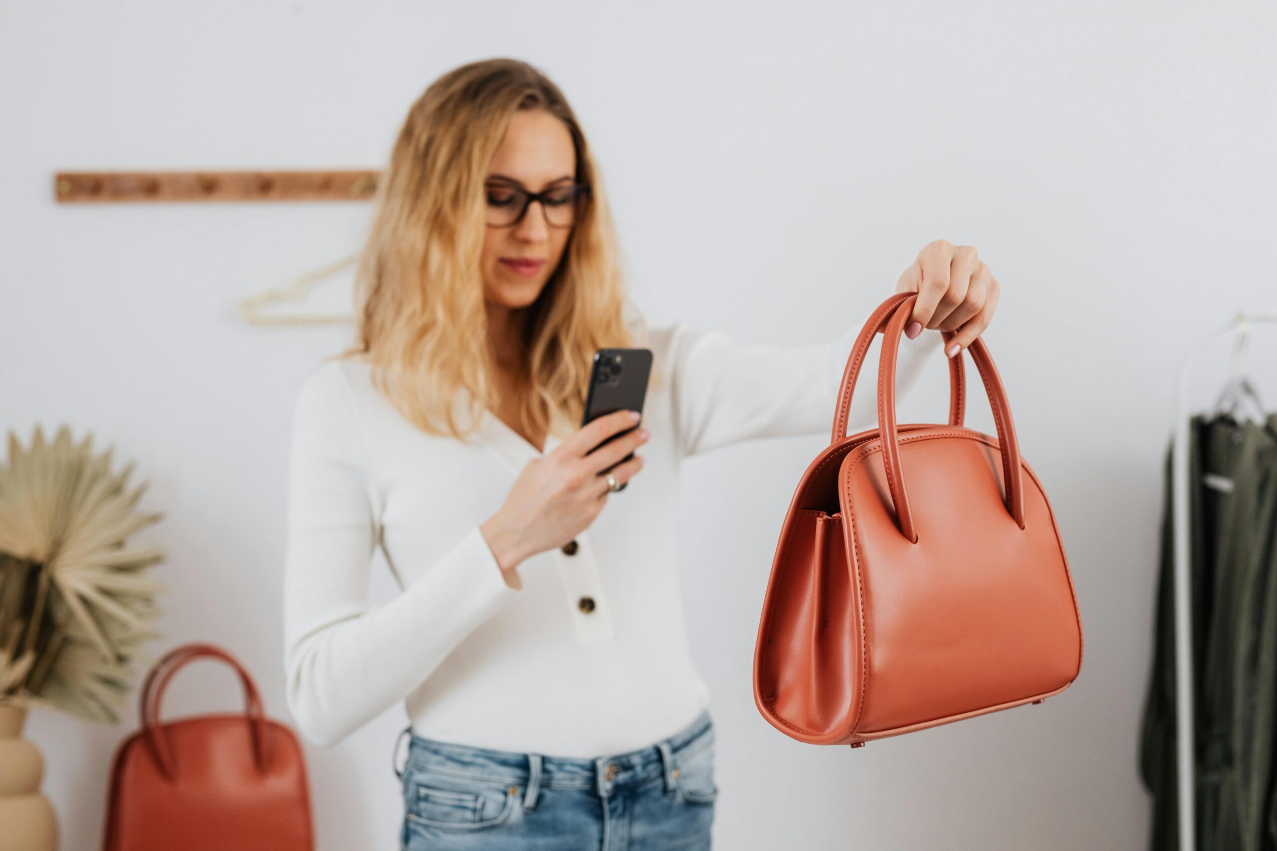 Vinted valued at €8bn after €880mn secondary share sale